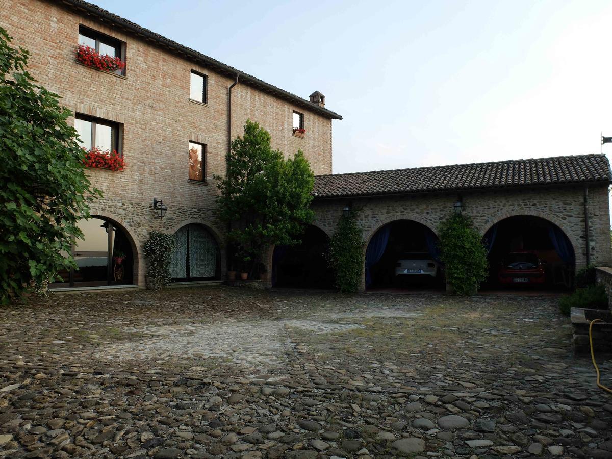 B&B Le Ginestre Sala Baganza Exteriör bild