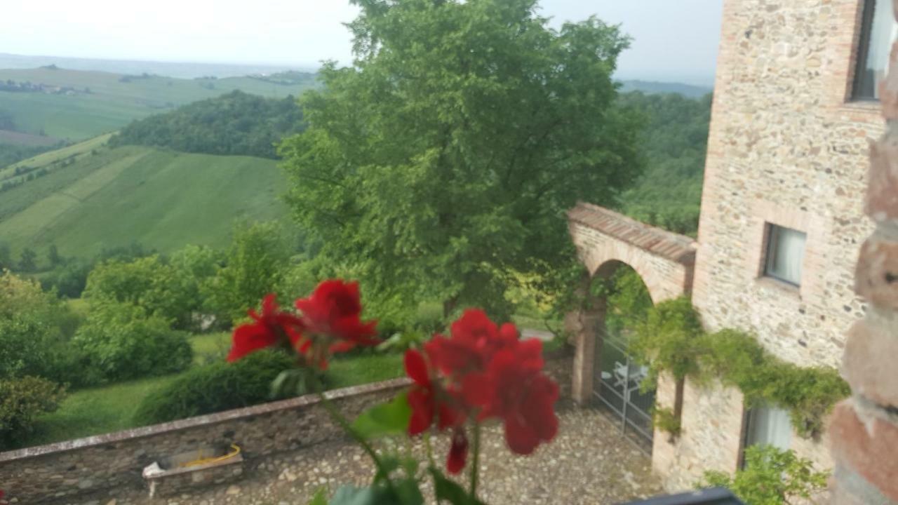 B&B Le Ginestre Sala Baganza Exteriör bild