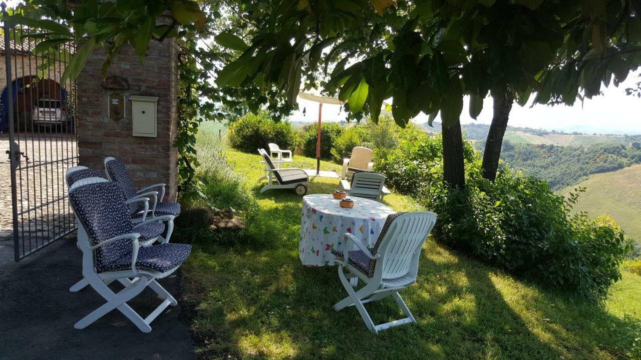 B&B Le Ginestre Sala Baganza Exteriör bild
